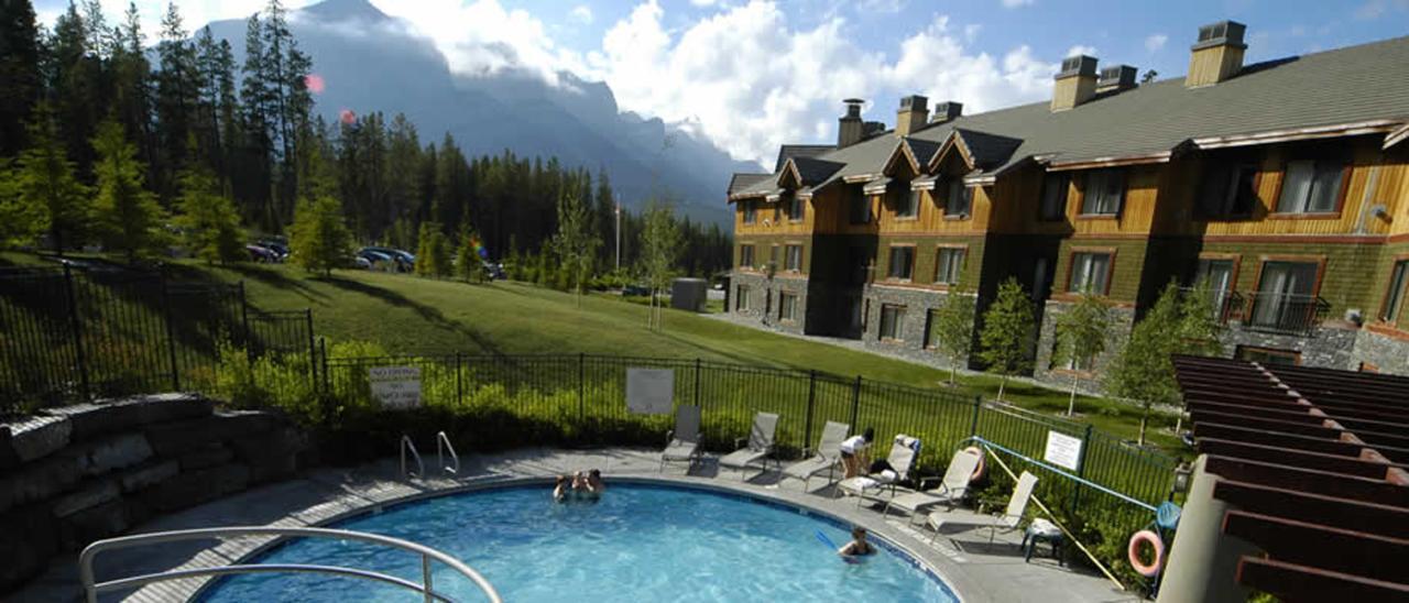 Platinum Suites Resort - Vacation Rentals Canmore Ngoại thất bức ảnh